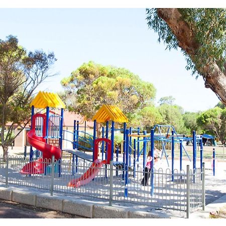 Discovery Parks - Woodman Point Coogee Ngoại thất bức ảnh